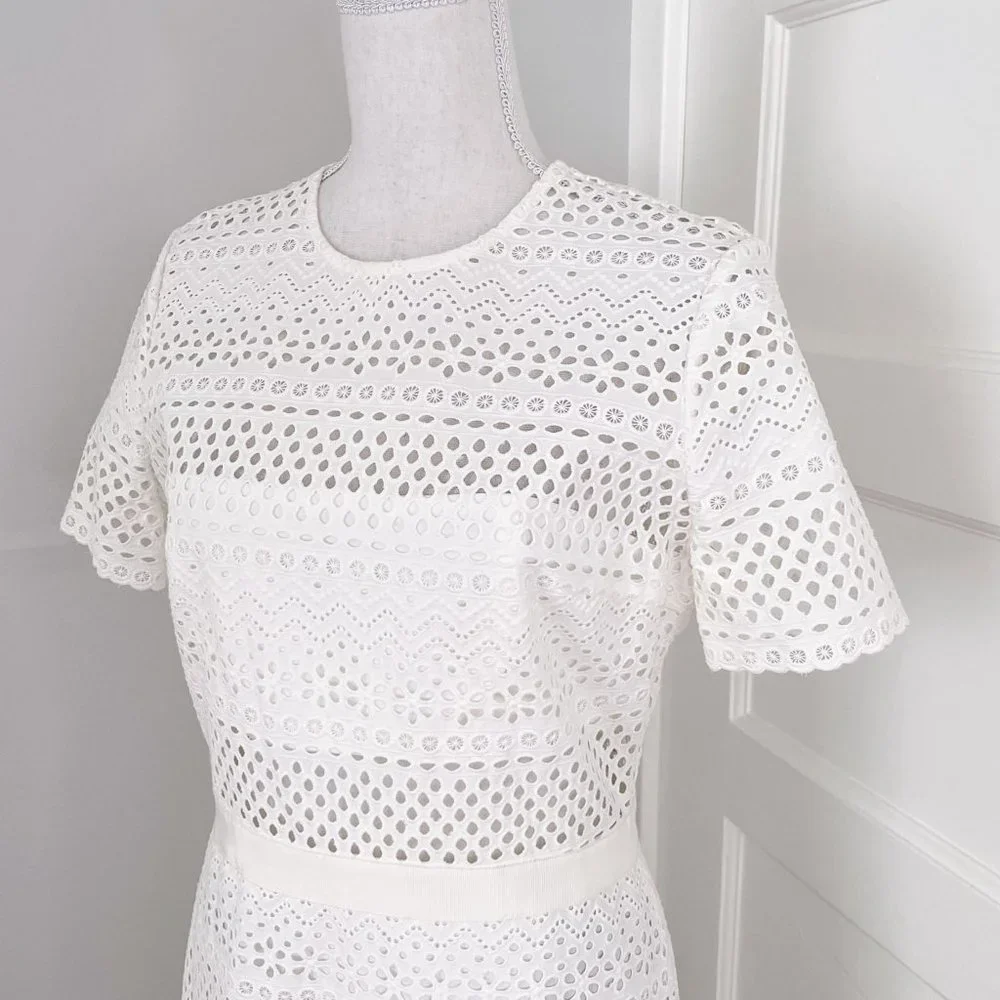 Self-Portrait White Bea Embroidered Eyelet Cutout Bridal Midi Dress US Size 8 - Picture 3 of 9